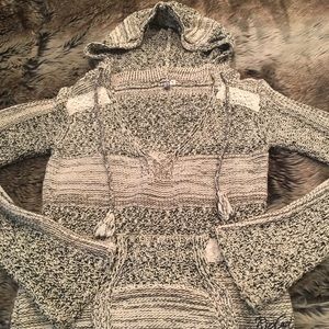 Rip Curl Women’s Knit Sweater Hoodie Size Small!!!